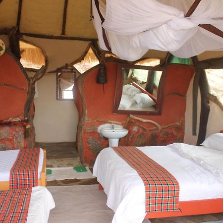 Vila Lion'S Cave Camp, Samburu Archers Post Exteriér fotografie