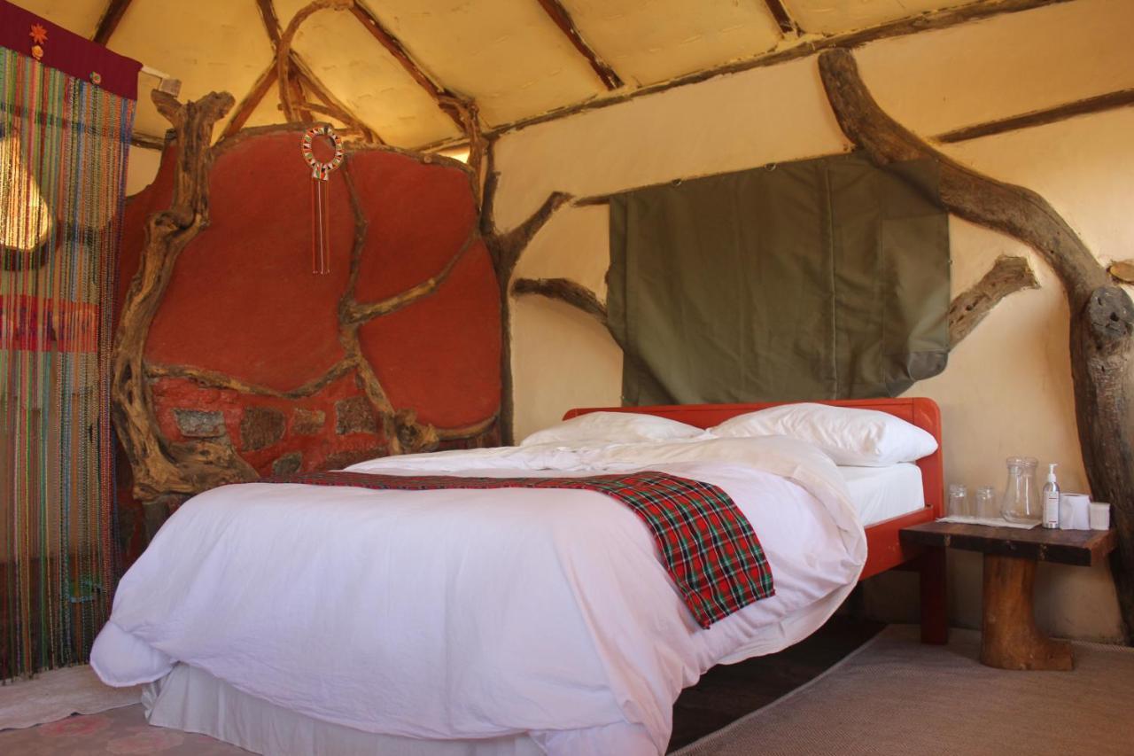 Vila Lion'S Cave Camp, Samburu Archers Post Exteriér fotografie