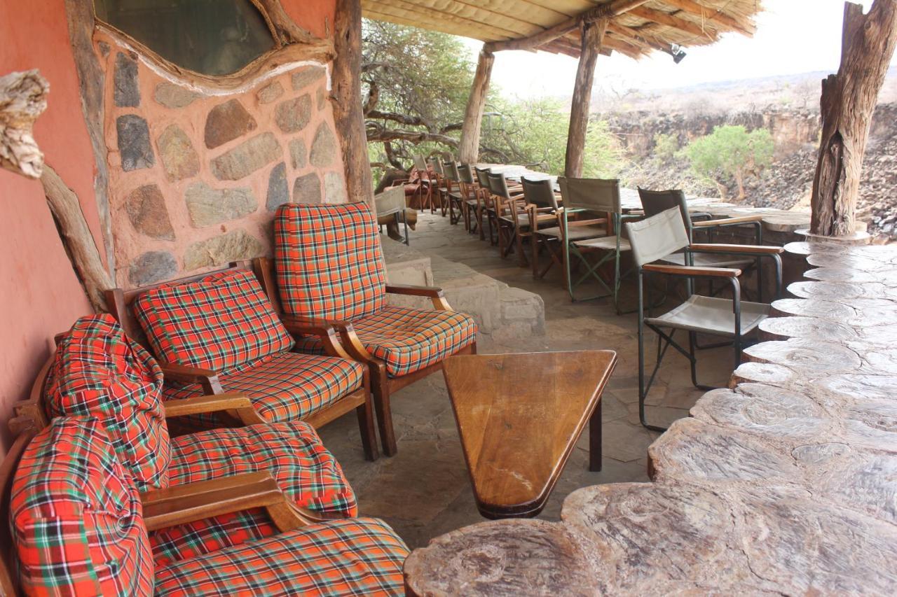 Vila Lion'S Cave Camp, Samburu Archers Post Exteriér fotografie