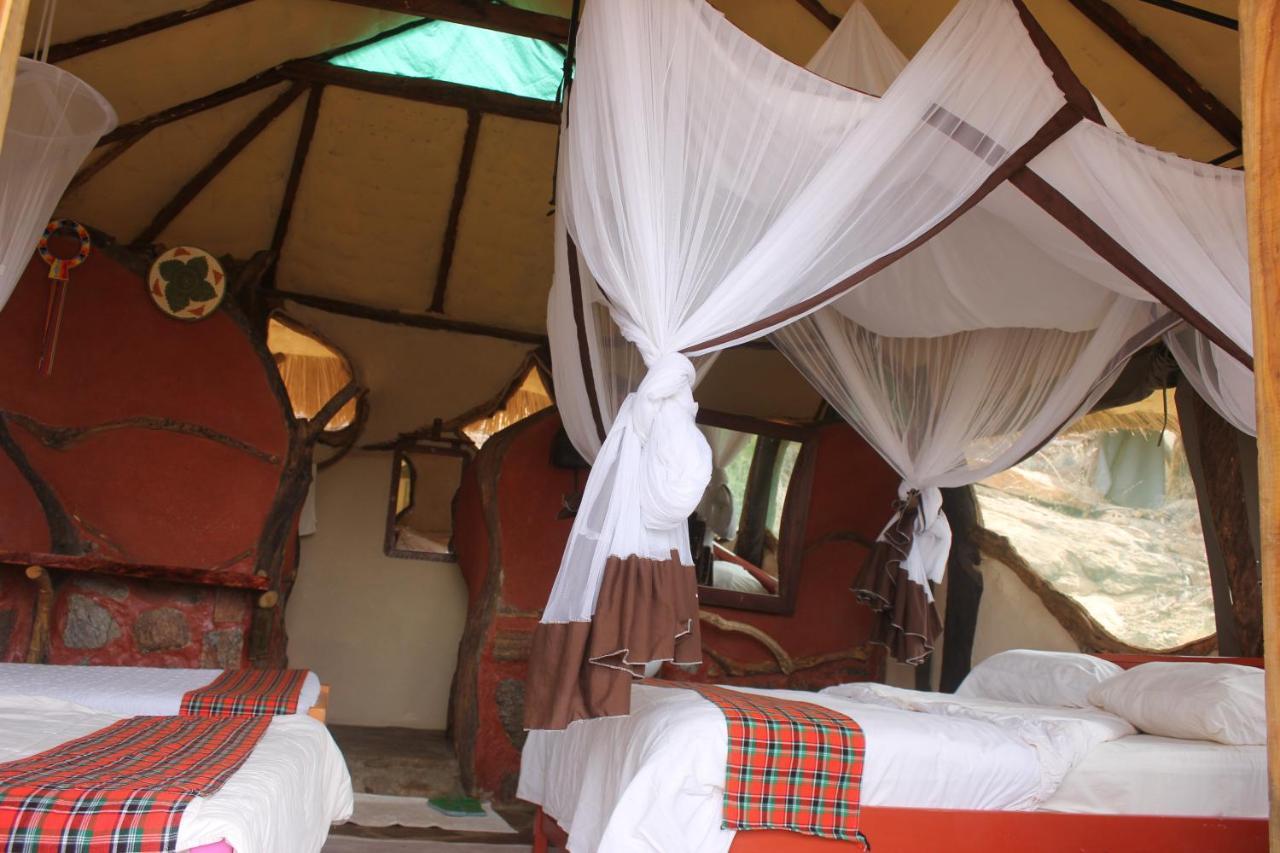 Vila Lion'S Cave Camp, Samburu Archers Post Exteriér fotografie