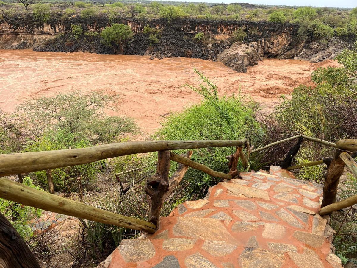 Vila Lion'S Cave Camp, Samburu Archers Post Exteriér fotografie