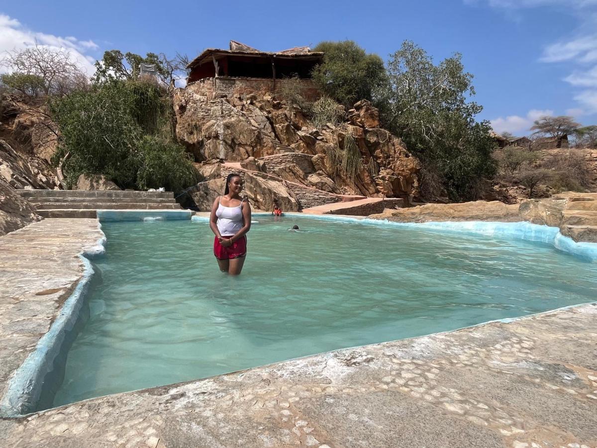 Vila Lion'S Cave Camp, Samburu Archers Post Exteriér fotografie